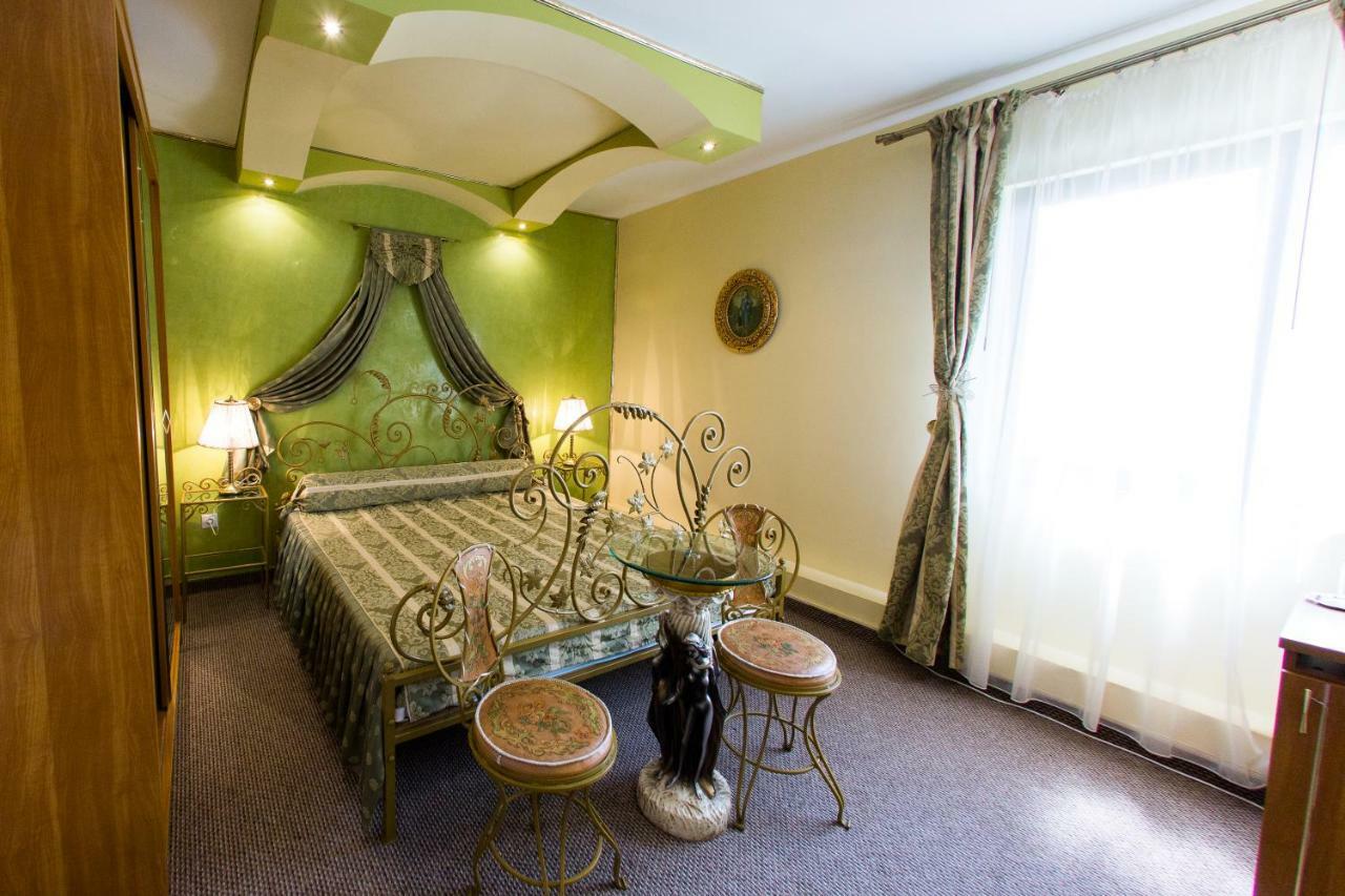 Hotel Roco Izvin Exterior photo